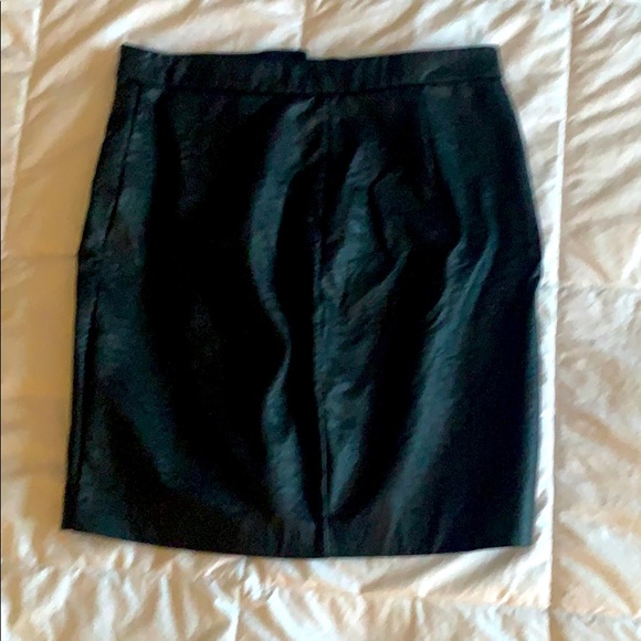 DYNAMITE black leather skirt - Picture 4 of 5